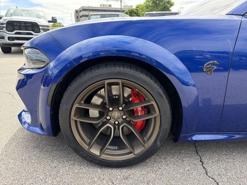 Used 2020 Dodge Charger SRT Hellcat w/ Harman/Kardon Audio Group RWD image 6