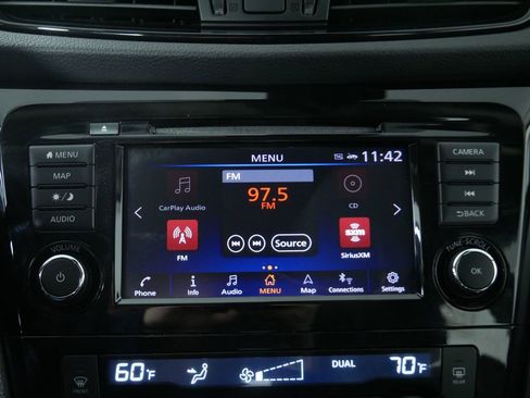 Used 2020 Nissan Rogue Sport SL image 28