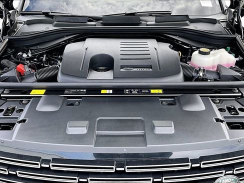 New 2026 Land Rover Range Rover Sport SE AWD/4WD image 12
