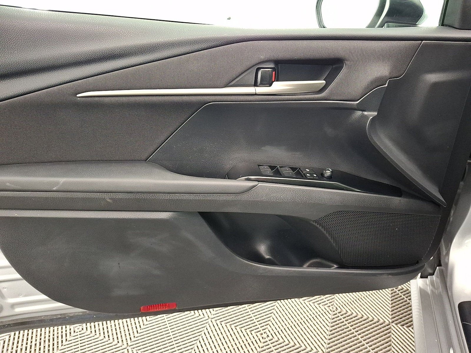 Certified 2025 Toyota Camry LE FWD image 2