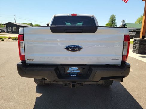 Used 2017 Ford F250 XL w/ Power Equipment Group AWD/4WD image 5