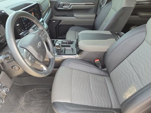 Used 2024 Chevrolet Silverado 1500 ZR2 w/ Technology Package AWD/4WD image 13