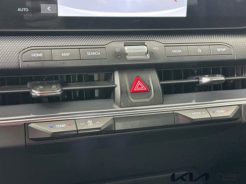 Certified 2025 Kia K4 GT-Line FWD image 16