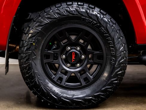 Used 2023 Toyota 4Runner SR5 Premium w/ Moonroof Package image 36