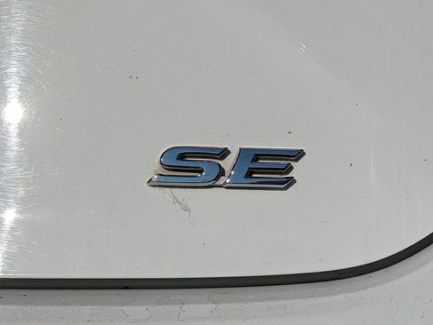 Used 2025 Toyota Camry SE image 22