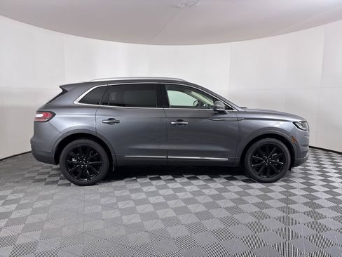 Used 2022 Lincoln Nautilus Reserve w/ Monochromatic Package image 14