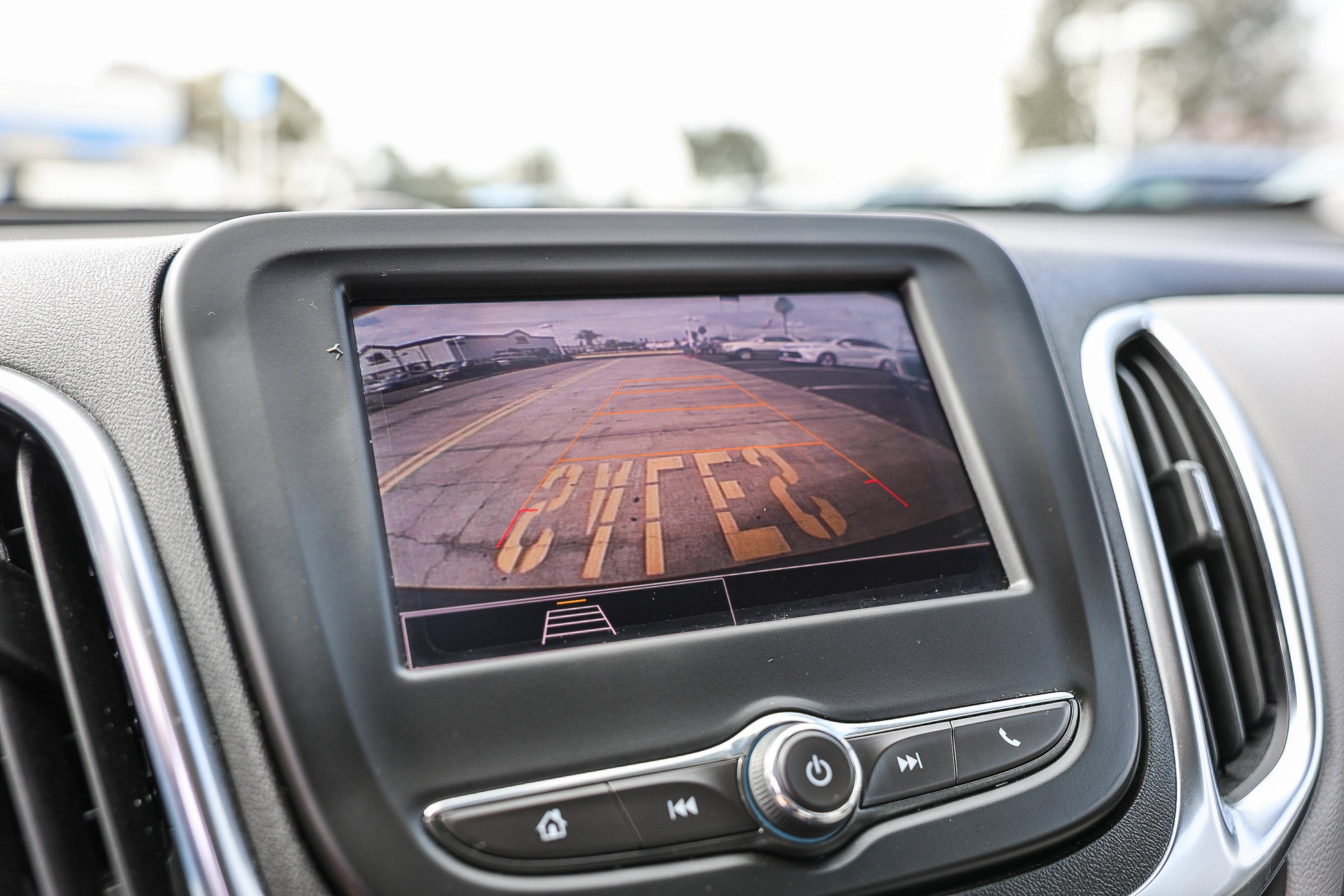 Used 2024 Chevrolet Equinox LS FWD image 14