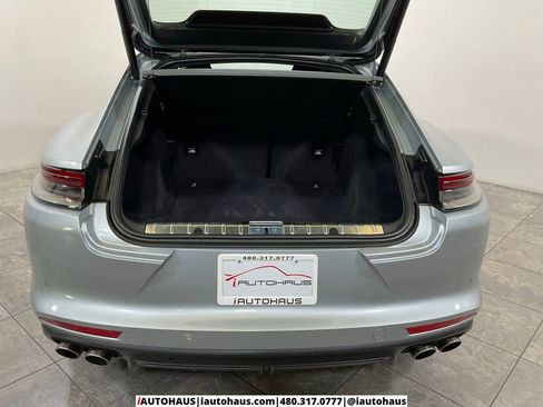 Used 2022 Porsche Panamera 4S w/ Premium Package image 41