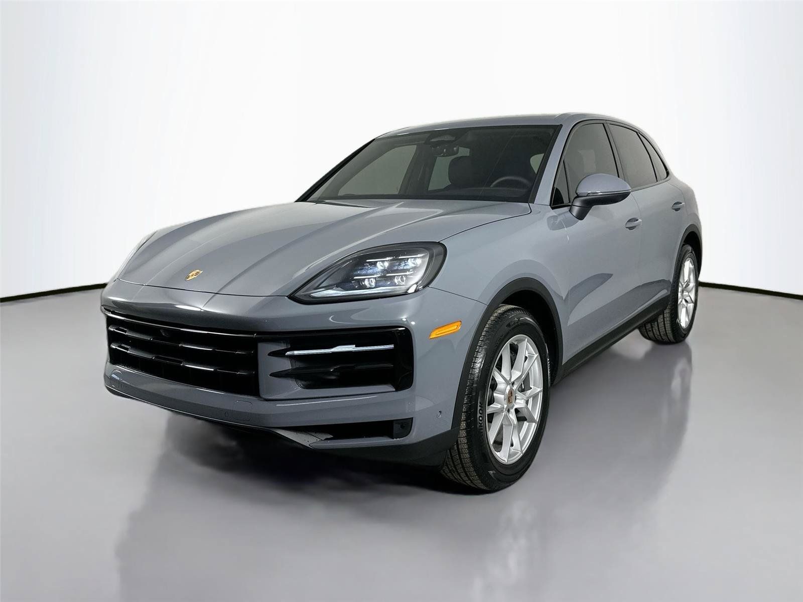 Certified 2026 Porsche Cayenne AWD/4WD image 1