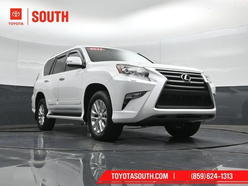 Used 2017 Lexus GX 460 AWD/4WD image 46