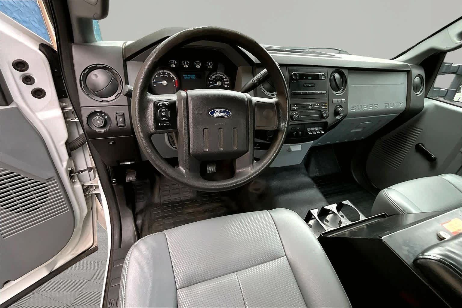 Used 2013 Ford F250 XL RWD image 6