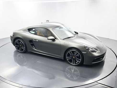 Used 2024 Porsche 718 Cayman GT4 image 40