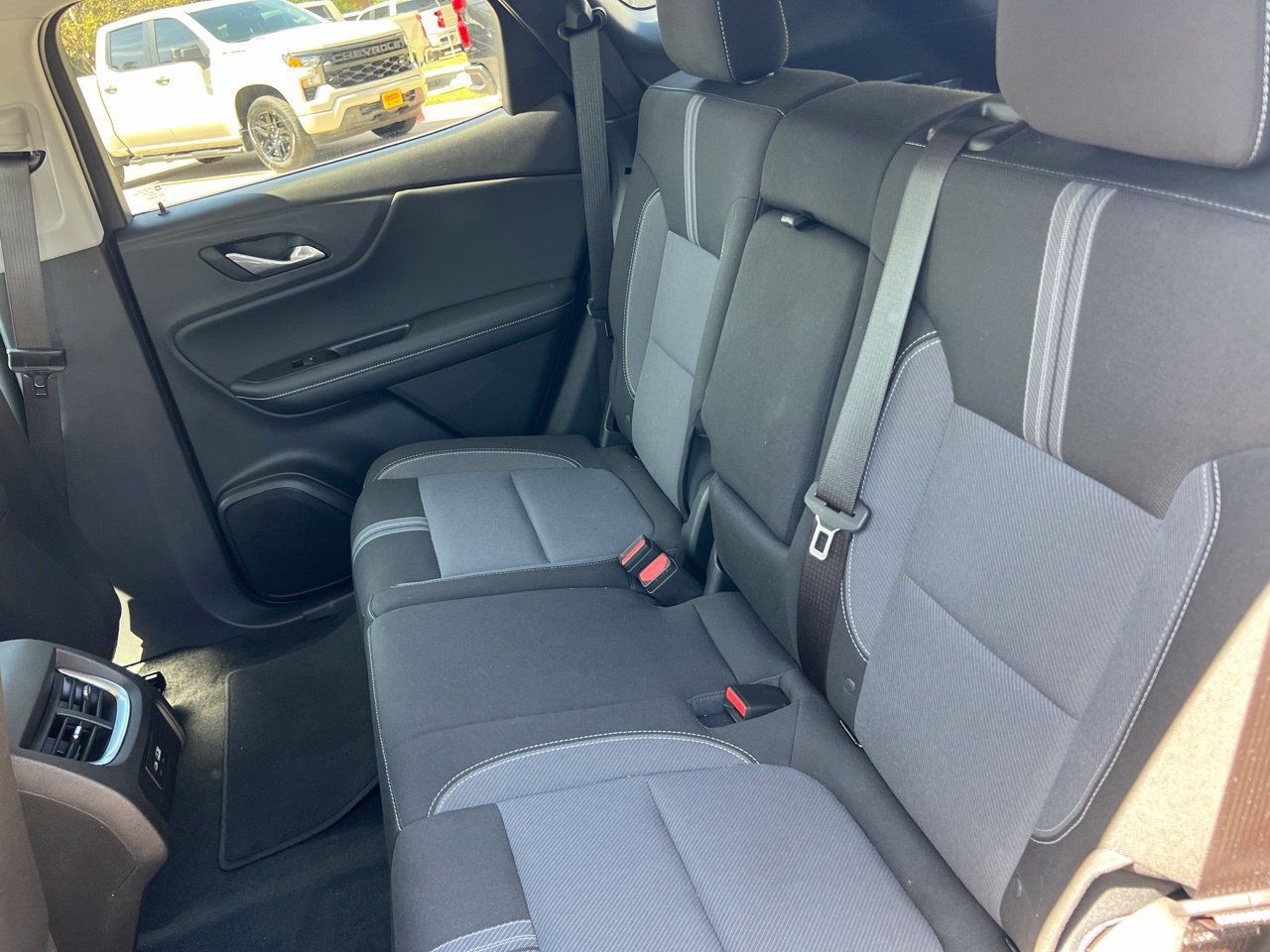 Used 2024 Chevrolet Blazer LT w/ Convenience Package FWD image 23