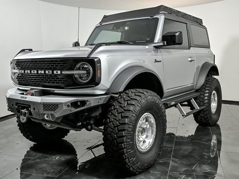 Used 2021 Ford Bronco Wildtrak AWD/4WD image 5