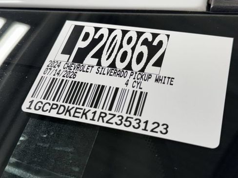 Certified 2024 Chevrolet Silverado 1500 LT AWD/4WD image 29