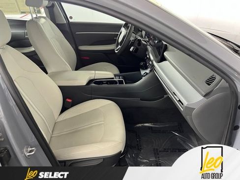 Used 2025 Hyundai Sonata SEL FWD image 18