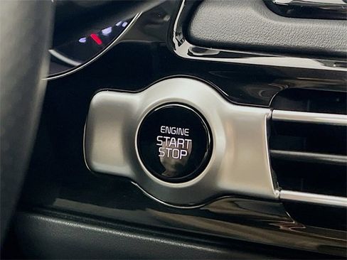 Used 2022 Kia Seltos SX image 16