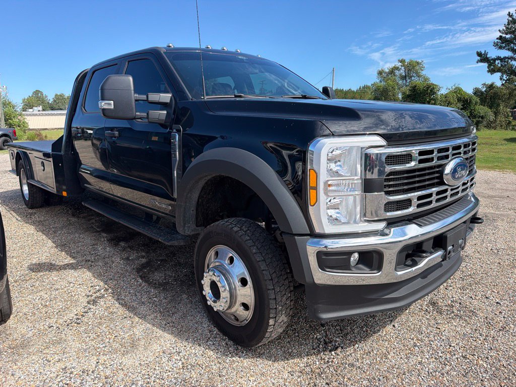 Used 2025 Ford F550 4x4 Crew Cab Super Duty w/ XL Chrome Package image 2