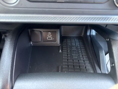 Used 2025 Ford Bronco Sport Badlands image 35