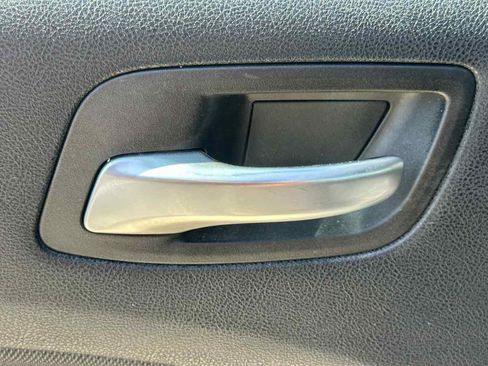 Used 2018 Dodge Charger SXT w/ Blacktop Package RWD image 40