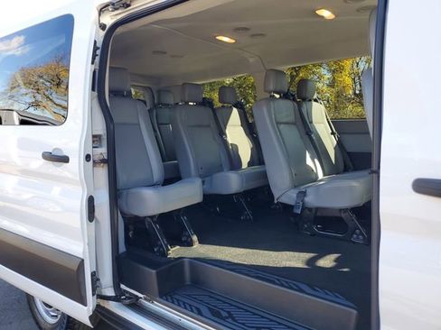 Used 2019 Ford Transit 150 XL image 19