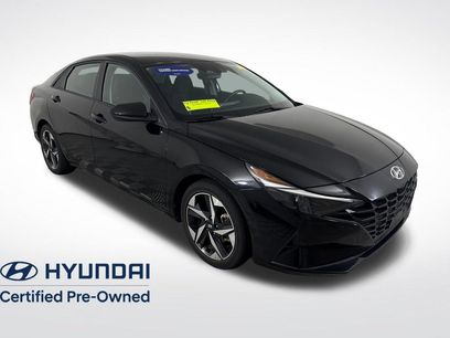 Used 2023 Hyundai Elantra SEL w/ Convenience Package