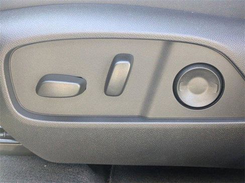 New 2026 Chevrolet Equinox RS image 22