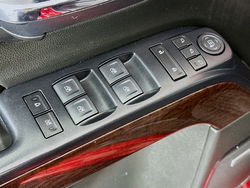 Used 2018 GMC Sierra 1500 SLT w/ SLT Premium Package image 15