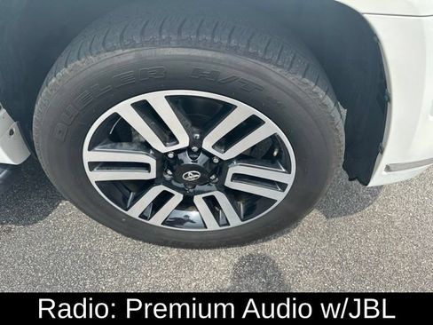 Used 2022 Toyota 4Runner Limited AWD/4WD image 5