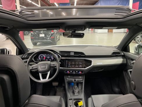 Used 2024 Audi Q3 2.0T Premium Plus w/ Premium Plus Package AWD/4WD image 10