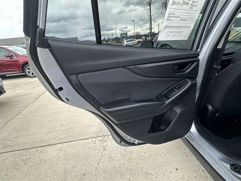 Used 2018 Subaru Crosstrek 2.0i Premium AWD/4WD image 13