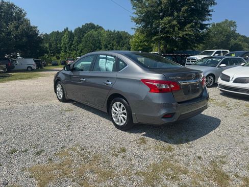 Used 2018 Nissan Sentra SV w/ Premium Package (P01) image 7