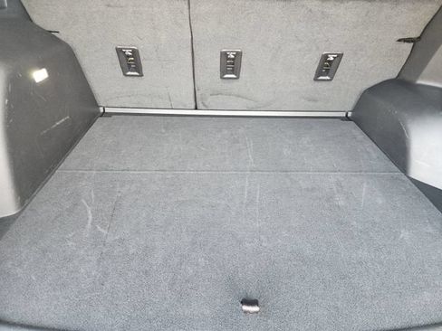 Used 2026 Chevrolet Equinox LT FWD image 33