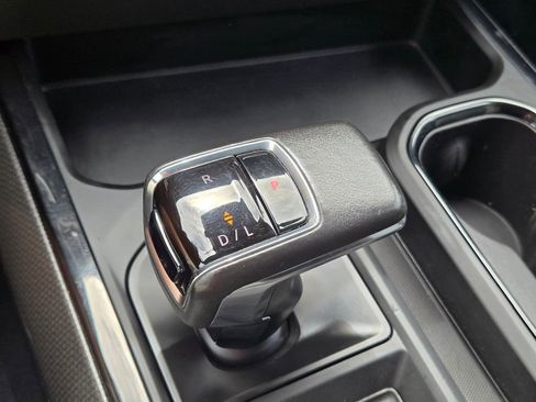 Used 2022 Chevrolet Silverado 1500 ZR2 w/ Technology Package AWD/4WD image 28