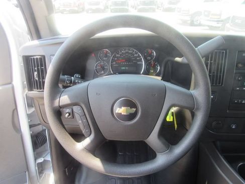 Used 2025 Chevrolet Express 2500 w/ Driver Convenience Package RWD image 11