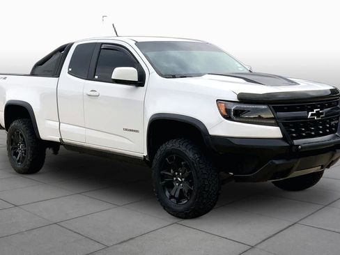Used 2018 Chevrolet Colorado ZR2 w/ ZR2 Dusk Special Edition AWD/4WD image 3