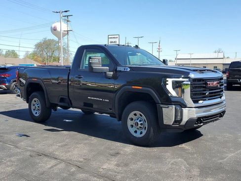New 2025 GMC Sierra 2500 Pro w/ Convenience Package image 2