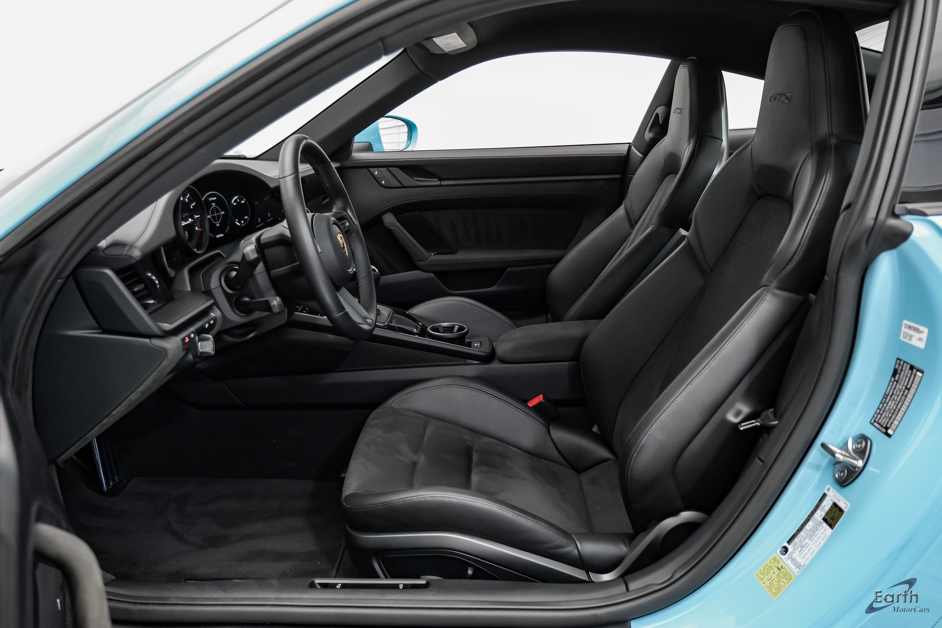 Used 2024 Porsche 911 Carrera GTS RWD image 36
