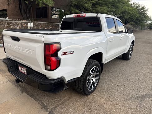 Used 2023 Chevrolet Colorado Z71 w/ Z71 Convenience Package 2 AWD/4WD image 7