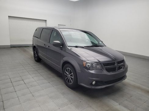 Used 2017 Dodge Grand Caravan GT image 13