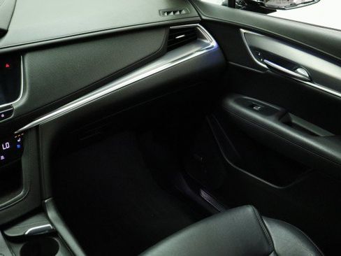 Used 2019 Cadillac XT5 Premium Luxury AWD/4WD image 28