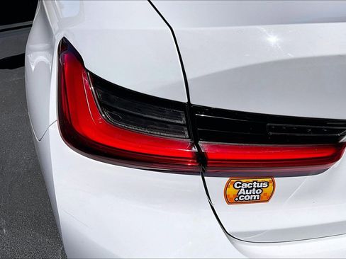 Used 2019 BMW 330i Sedan w/ Convenience Package RWD image 27