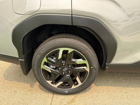 New 2026 Subaru Forester Premium AWD/4WD image 10