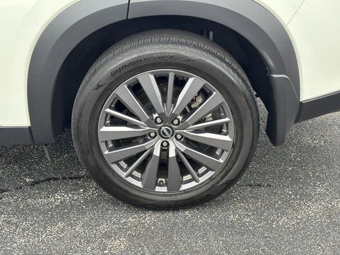 Used 2024 Nissan Pathfinder SL w/ SL Premium Package AWD/4WD image 9