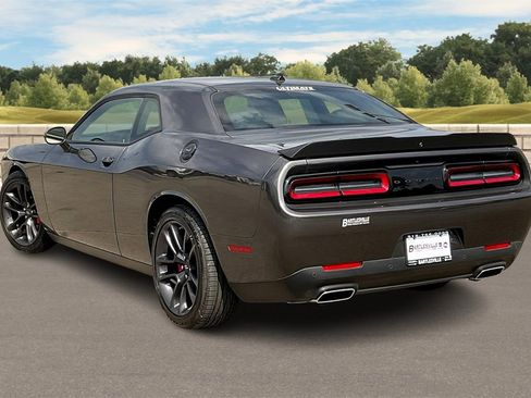Used 2023 Dodge Challenger GT w/ Performance Handling Group image 11