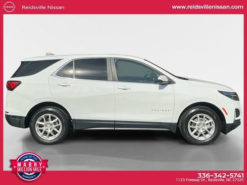 Used 2022 Chevrolet Equinox LT AWD/4WD image 6