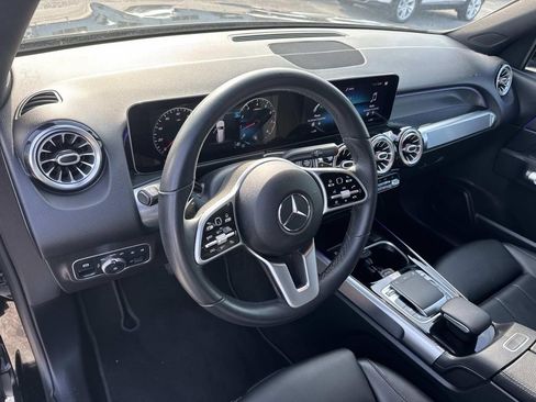 Used 2020 Mercedes-Benz GLB 250 image 17