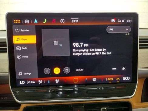 New 2025 Volkswagen ID. Buzz 1st Edition image 34