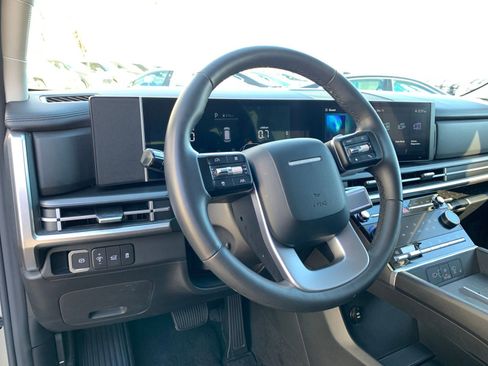 Used 2025 Hyundai Santa Fe SEL image 36