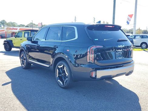 New 2025 Kia Telluride EX w/ EX Captain's Chair Package image 4